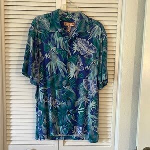 Caribbean Joe Blue Tropical Print Shirt Medium Mens Preworn Pit to Pit 22 1/2”